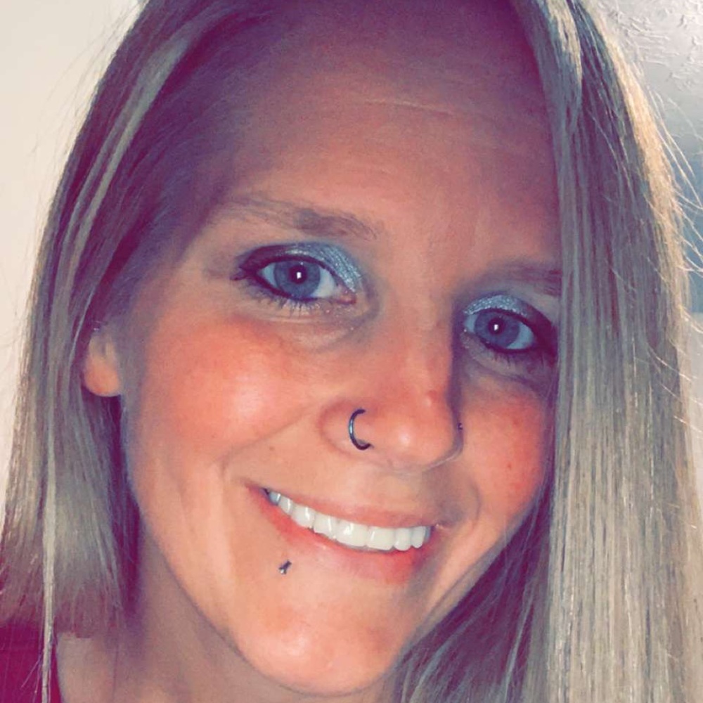 Meet your Posher, Tiffany